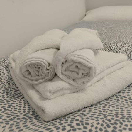 Mini Estudio Jacuzzi Doble Sevilla "Poligono Industrial" Exterior foto