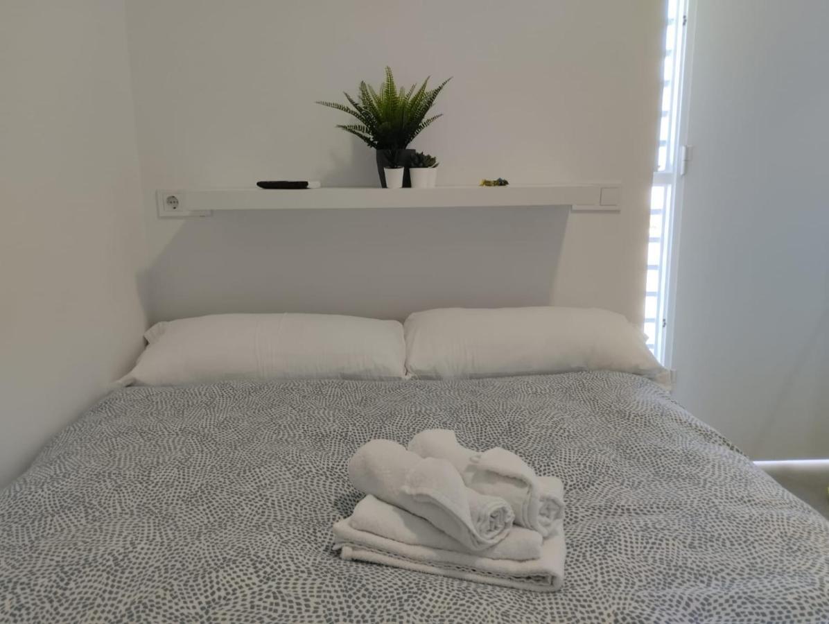 Mini Estudio Jacuzzi Doble Sevilla "Poligono Industrial" Exterior foto
